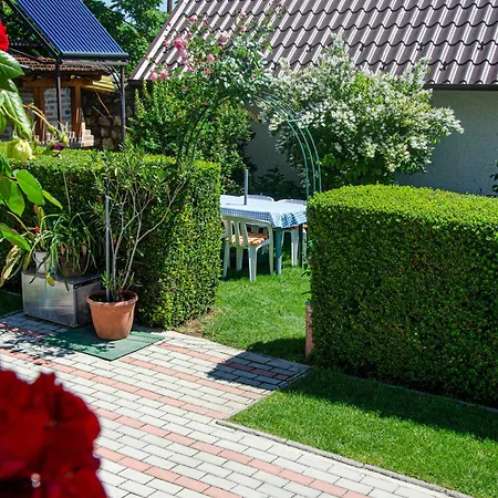 Banoporta Guest house Koveskal