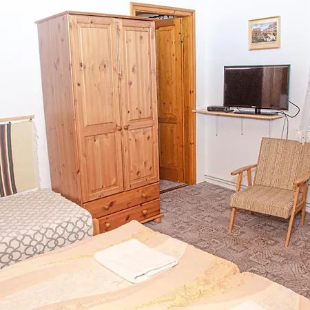 Bánóporta 4* Köveskál