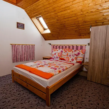 Bánóporta 4* Köveskál