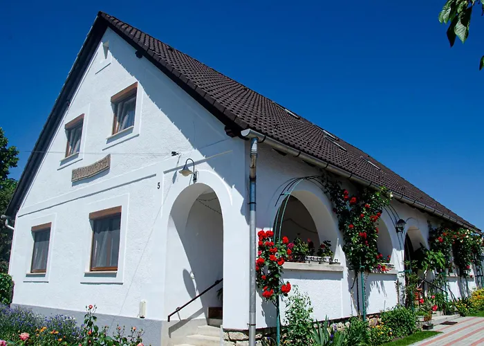 Banoporta Köveskál