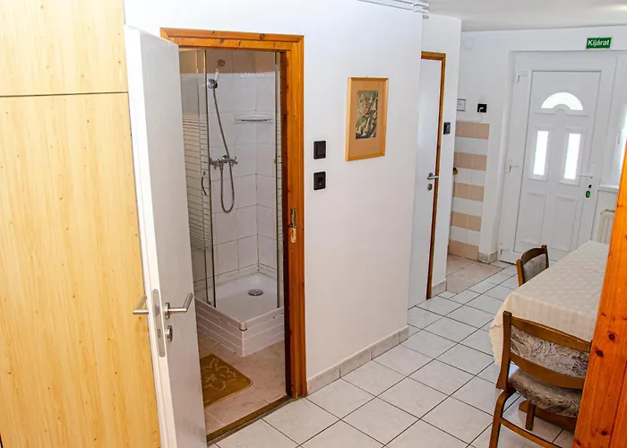 Banoporta בית הארחה 4*