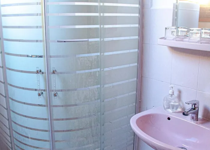 Banoporta בית הארחה 4*