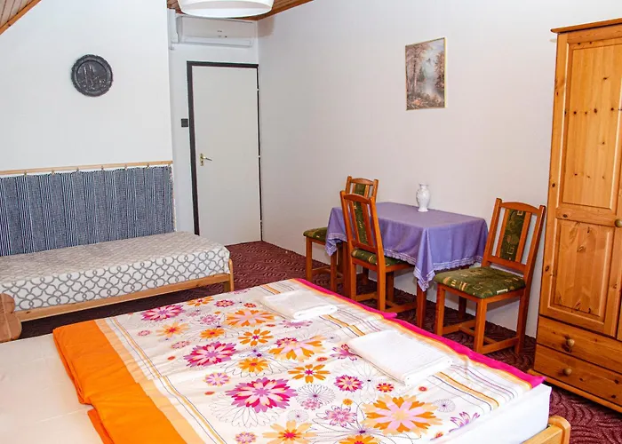 בית הארחה Banoporta Köveskál